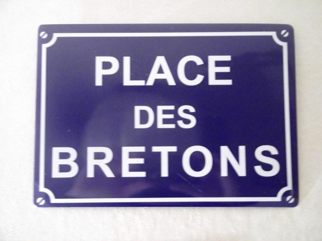 Les Comptoirs *